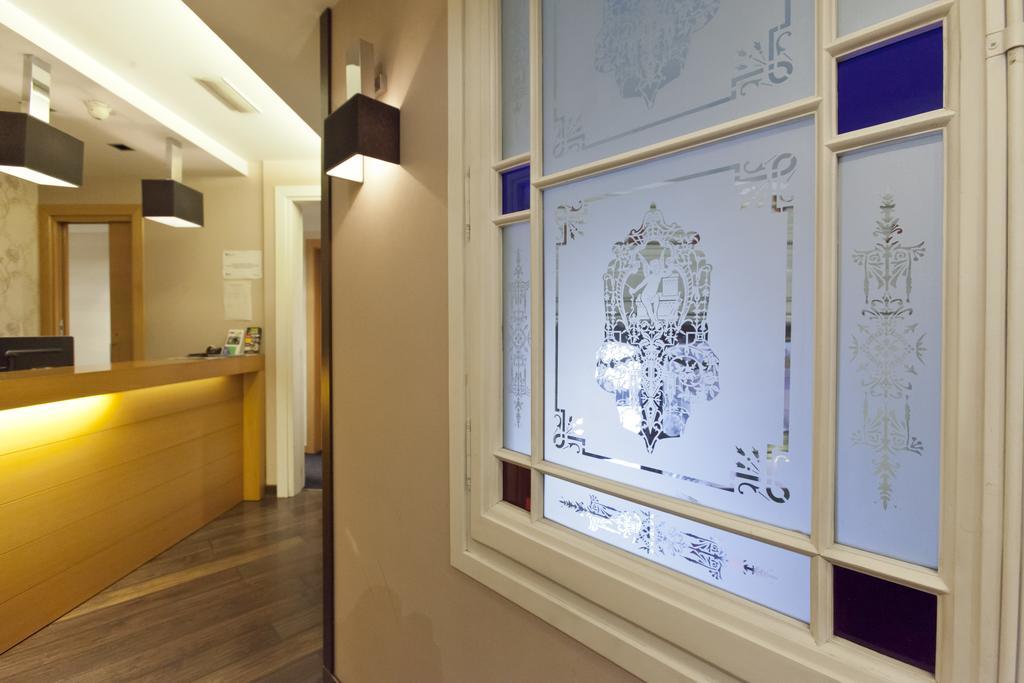 Casa Boutique Barcelona Hotell Exteriör bild