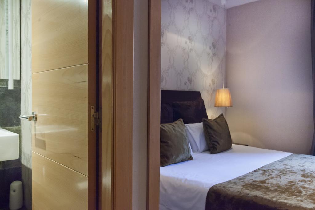 Casa Boutique Barcelona Hotell Exteriör bild